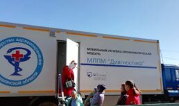 Бригада детской «мобильной поликлиники» продолжает работу в сёлах Астраханской области