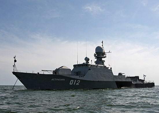 Астраханцы увидят морской бой с военными кораблями