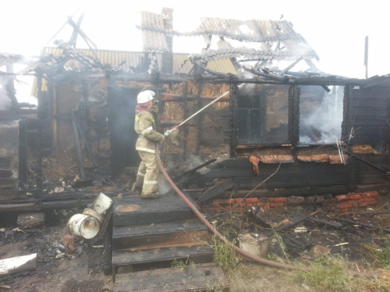 За прошедшие выходные сгорели два жилых дома