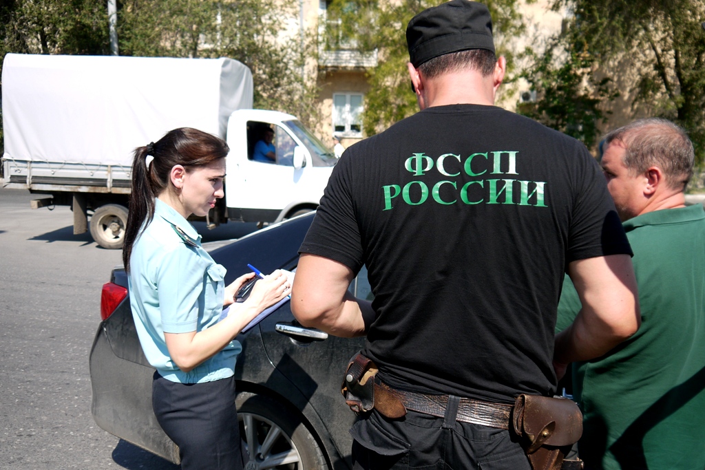 Астраханец расплатился с кредитом после ареста автомобиля