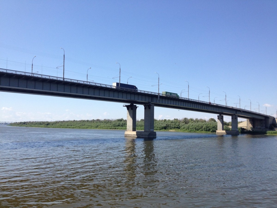 Новый мост закроют на ремонт