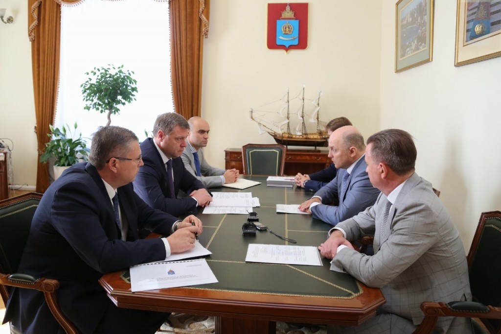 Врио губернатора Астраханской области Игорь Бабушкин встретился с заместителем председателя правления ПАО «Газпром»