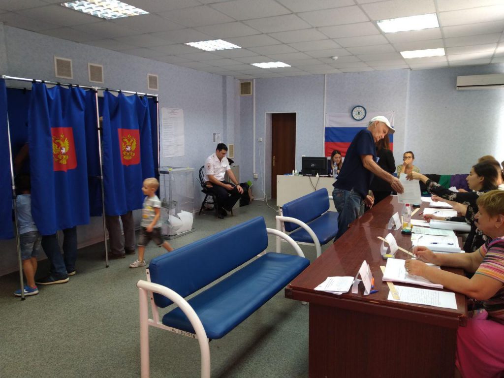 Как проходят выборы в Астраханской области