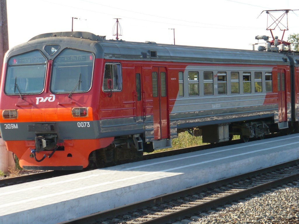 Пригородные поезда между станциями Кутум и Дельта начнут ходить с 15 марта