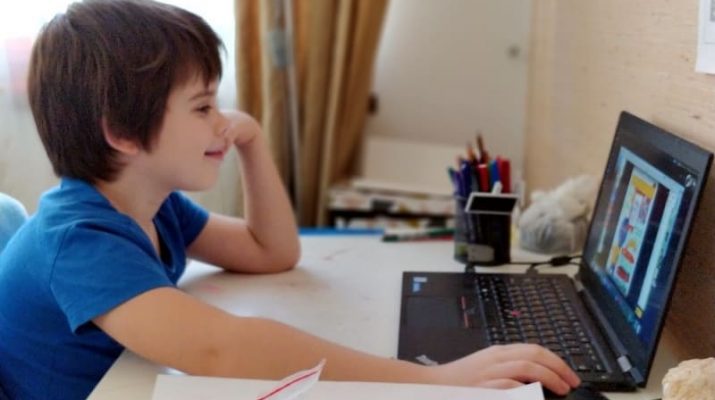 Астраханские школы создают онлайн-уроки