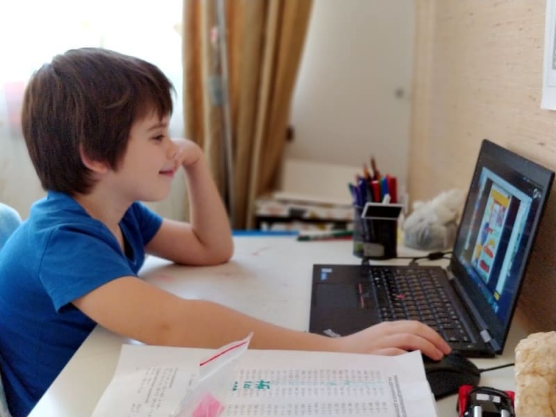 Астраханские школы создают онлайн-уроки