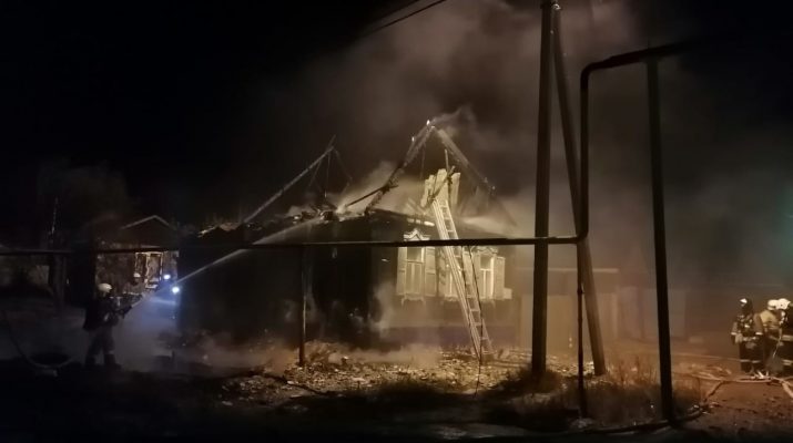 сгорел дом Астрахань