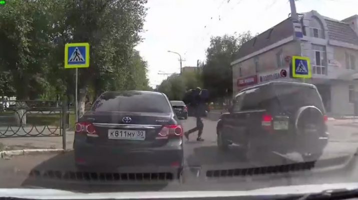 В Астрахани снова сбили пешехода. Видео