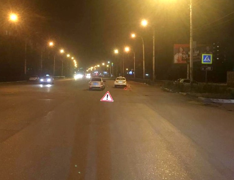 В Астрахани водитель сбил девушку на пешеходном переходе
