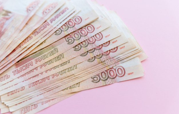 На дополнительную поддержку астраханских семей выделят 40 млн рублей