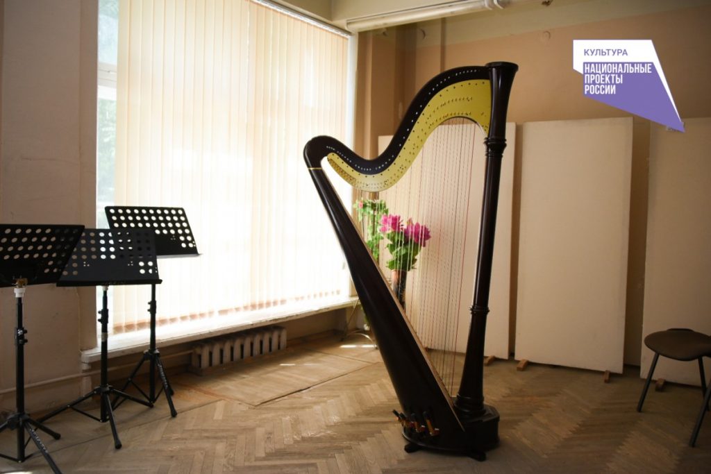 Астраханский колледж закупили новые музыкальные инструменты на 5 млн рублей