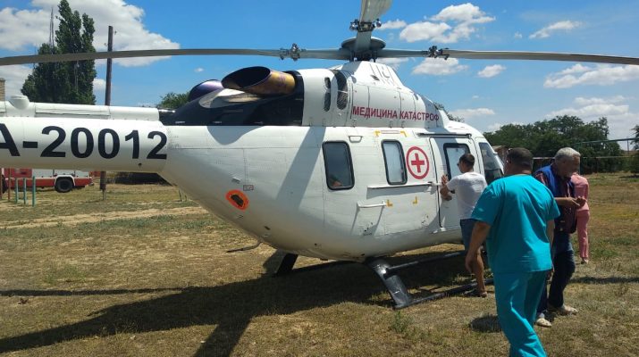 В Астрахани пациента госпитализировали в Волгоград на вертолёте