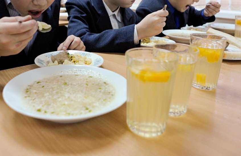 горячее питание в школах