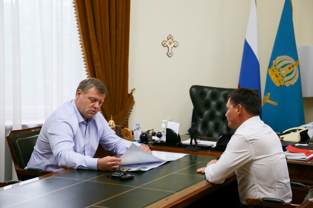 Губернатор Игорь Бабушкин встретился с мэром Ахтубинска