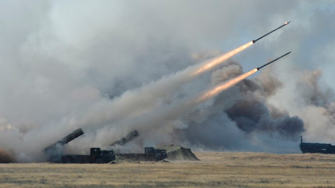 Под Астраханью испытают военные ракеты и артиллерию