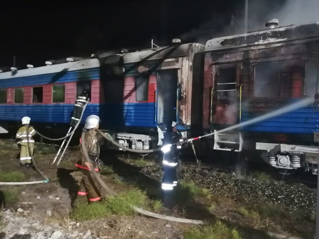 Ночью в Астрахани сгорел поезд
