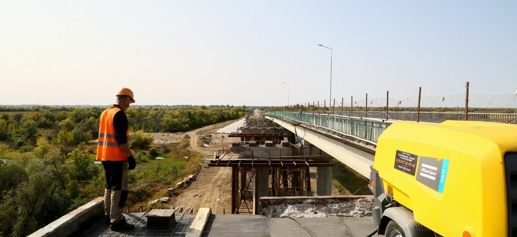 Подрядчика ремонта моста через Белый Ильмень привлекли к ответственности