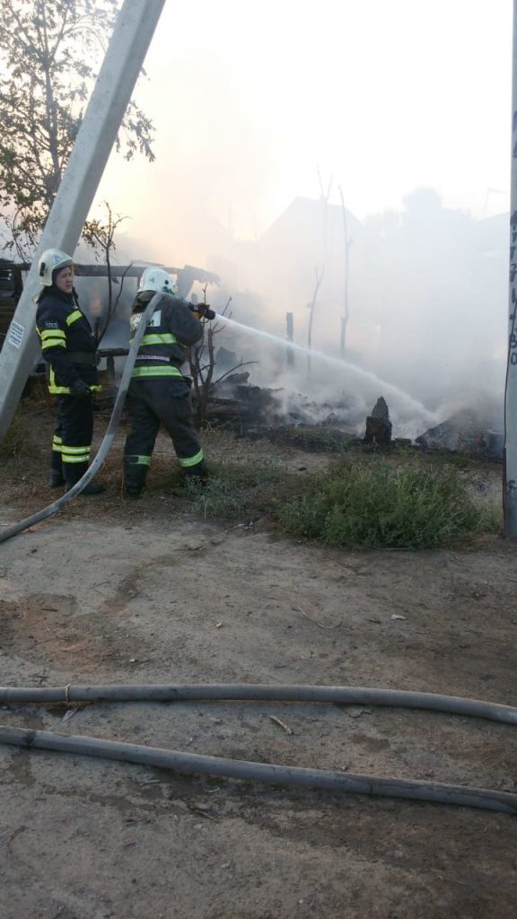 В Астраханской области потушили 5 опасных пожаров