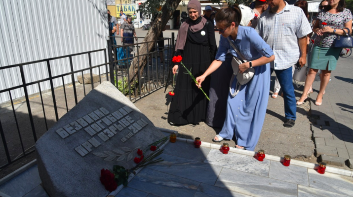 В Астрахани почтили память погибших в теракте 2001 года