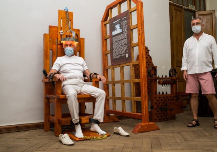 В Астрахань приедет выставка средневековых орудий пыток