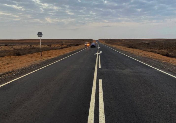 Раньше срока закончится ремонт ещё одной трассы в Астраханской области