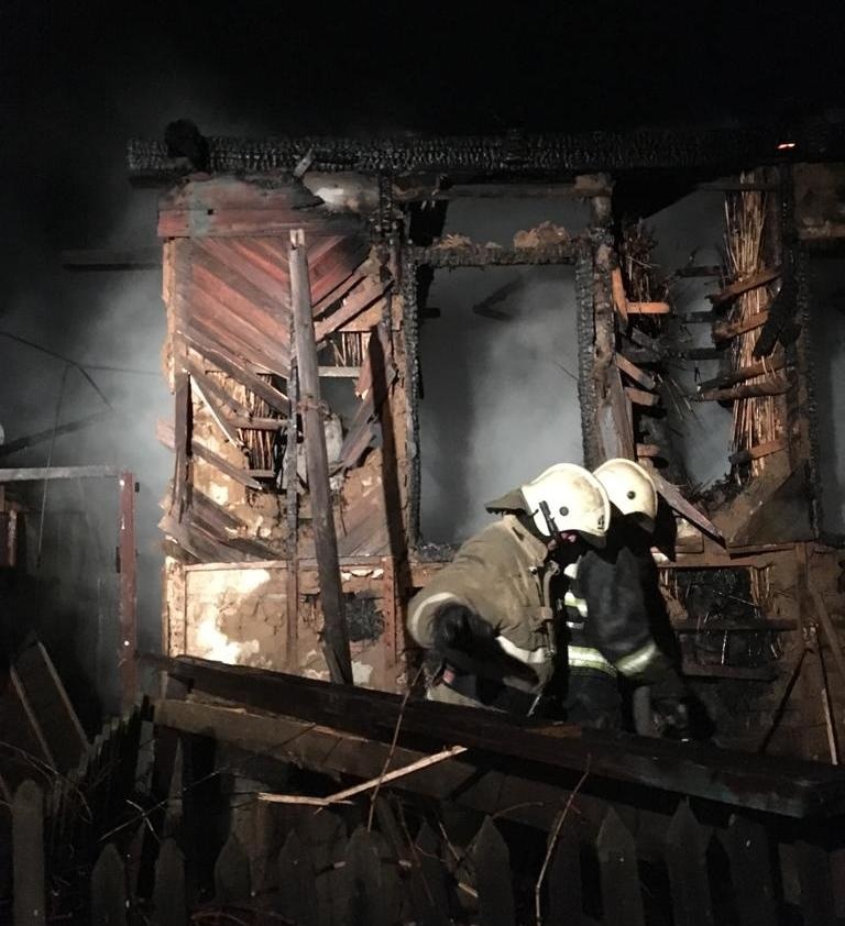 В Астраханской области горели 3 квартиры. Есть пострадавшие