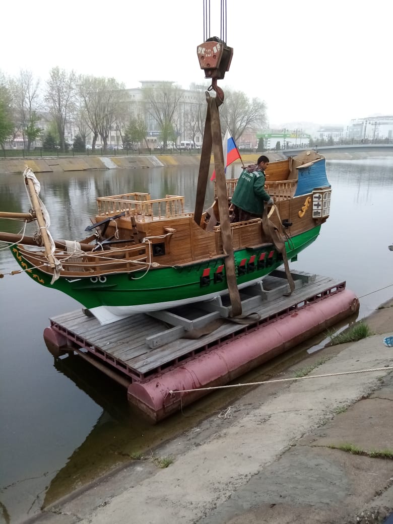 На Варвациевский канал вернули фрегат "Орел"