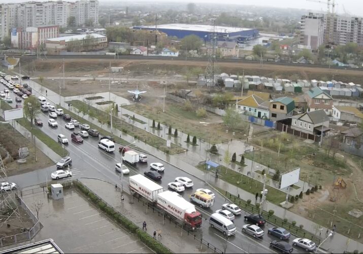 Астраханцы сообщают о большой пробке в сторону аэропорта