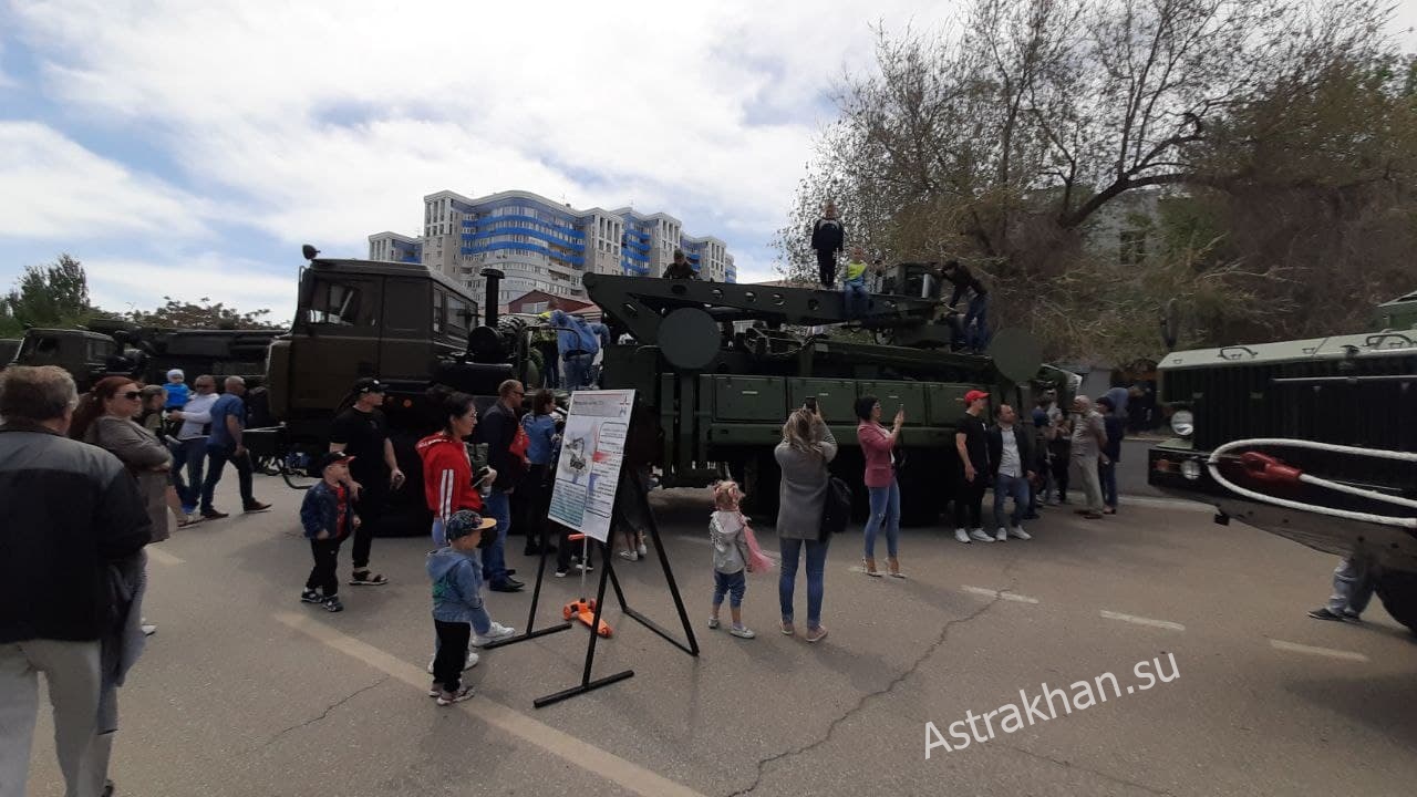 Где проходит выставка военной техники в тюмени