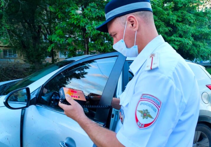 В Астрахани на выходных 44 водителя сели за руль пьяными