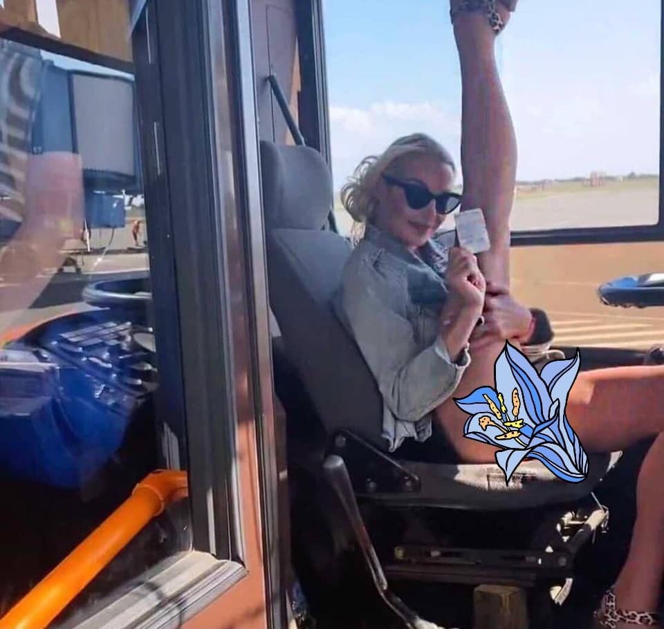 Анастасия Волочкова за рулем автобуса Астрахань