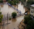В Астрахани затопило школу в микрорайоне Казачий и новый лицей в астрахани затопило школу и лицей