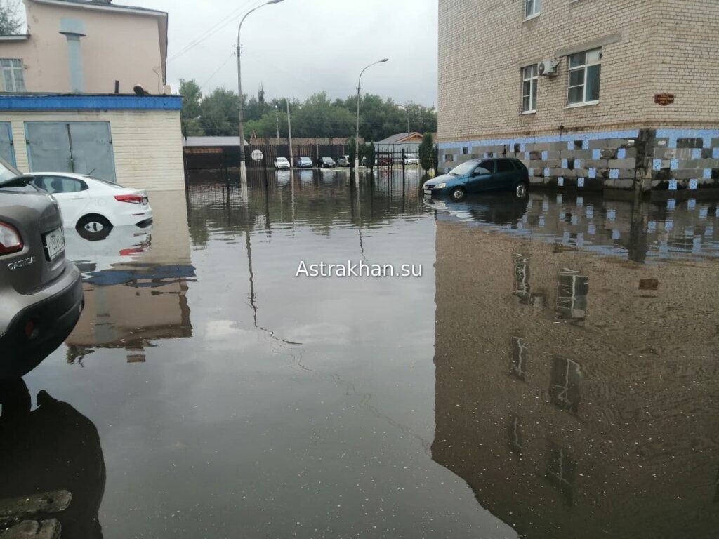 Ливень в Астрахани: подводим итоги дня