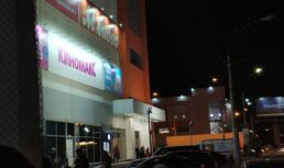 В Астрахани эвакуировали торговые центры «Ярмарка», «Три Кота» и «Алимпик»
