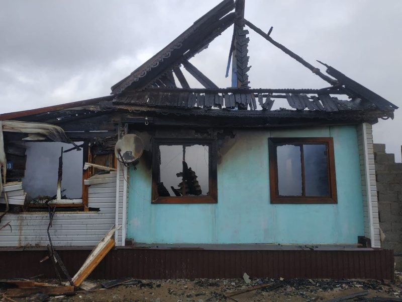 Вчера в Астраханской области горели две квартиры, жилой дом и сарай