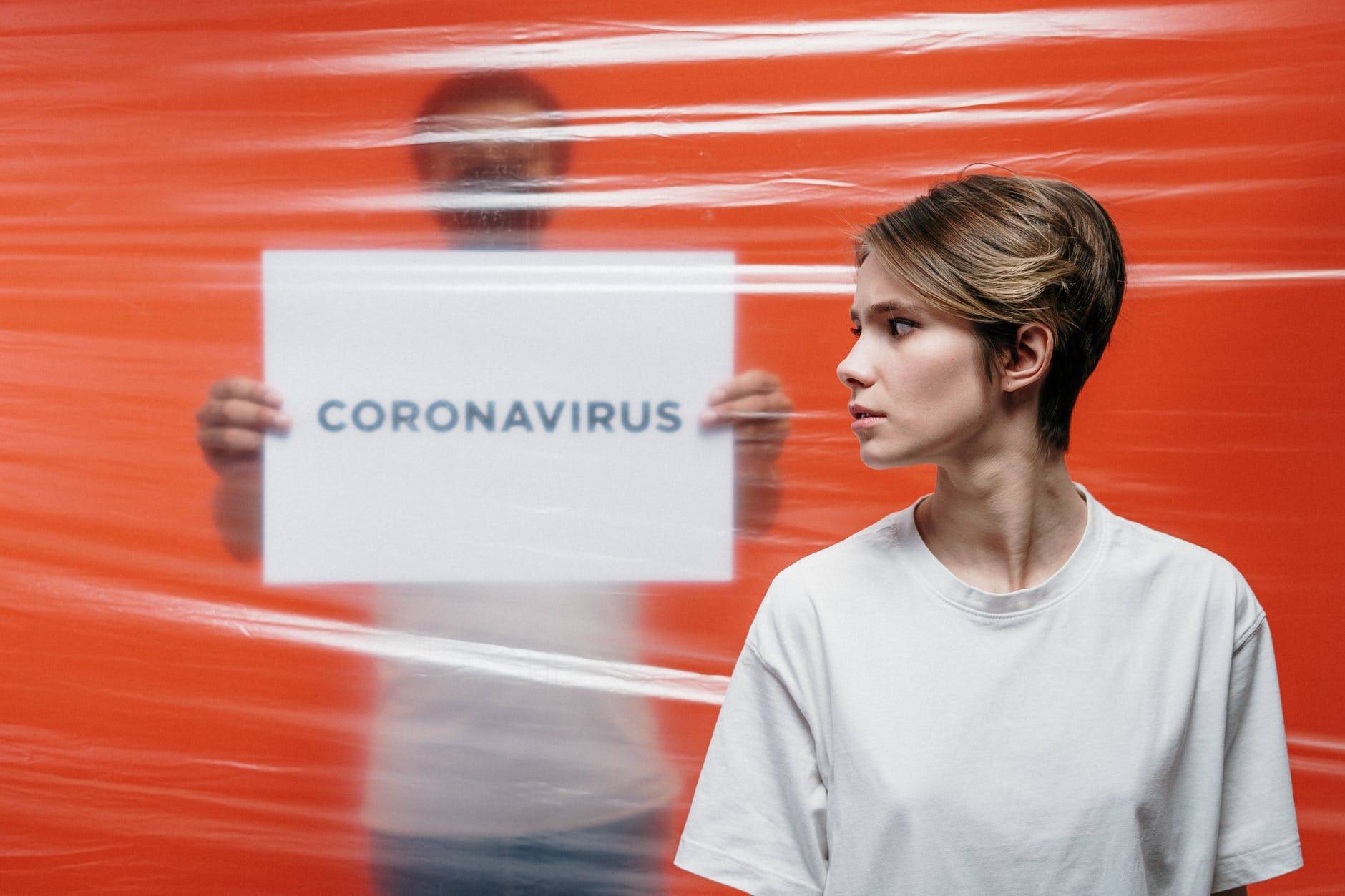За сутки в Астраханской области выявили 405 новых случаев коронавируса