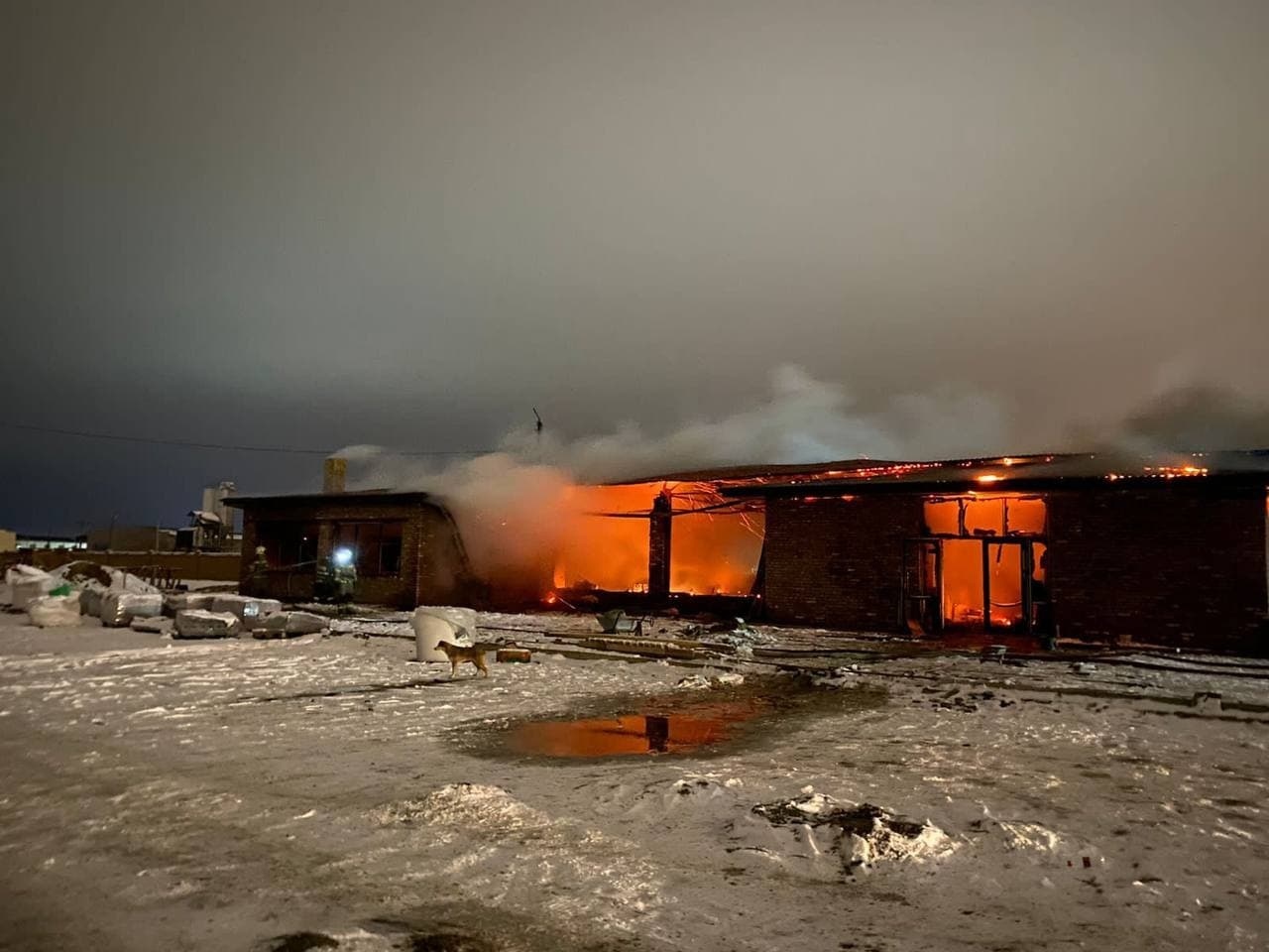 В Астраханской области в ночном пожаре пострадал 77-летний пенсионер
