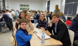 Астраханские школьники вернулись в спортивное «Что? Где? Когда?»