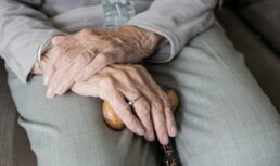 Пенсионерам, уволившимся в феврале, прибавят пенсию