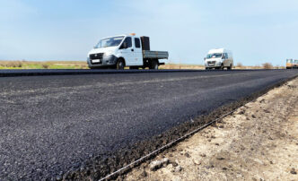 В Астраханской области ремонт двух региональных трасс вышел на финишную прямую