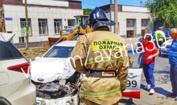 В Астрахани таксист не выдержал дистанцию и попал в аварию