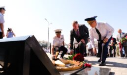 Игорь Бабушкин поздравил астраханцев с Днем Военно-Морского флота