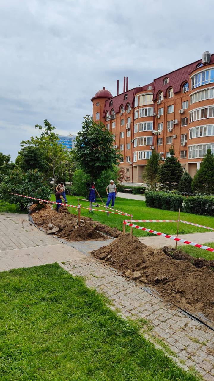 Проспект строй. Проспект Гужвина Астрахань. Облагораживание города. Проспект Гудвина,10 в Астрахани. Астрахань набережная.