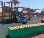В посёлке Мирный Астраханской области завершается ремонт парковой зоны