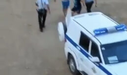 Полицейские задержали  астраханца, который хулиганил и бегал за детьми