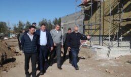 Игорь Бабушкин проинспектировал строительство детских садов  в Камызякском районе