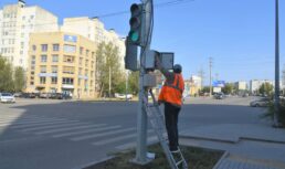 На улице Куликова запустили светофор в тестовом режиме