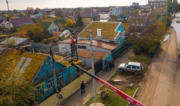 Сотрудники «Россети Юг» улучшили энергоснабжение в Володарском районе