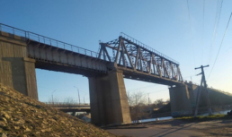 Завершен ремонт железнодорожного моста в Астрахани