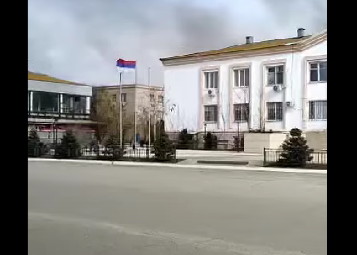 Правоохранители разберутся в инциденте с перевёрнутым флагом под Астраханью